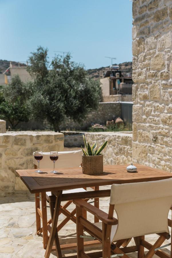 Papadia Luxury Apartments Pitsidia Esterno foto