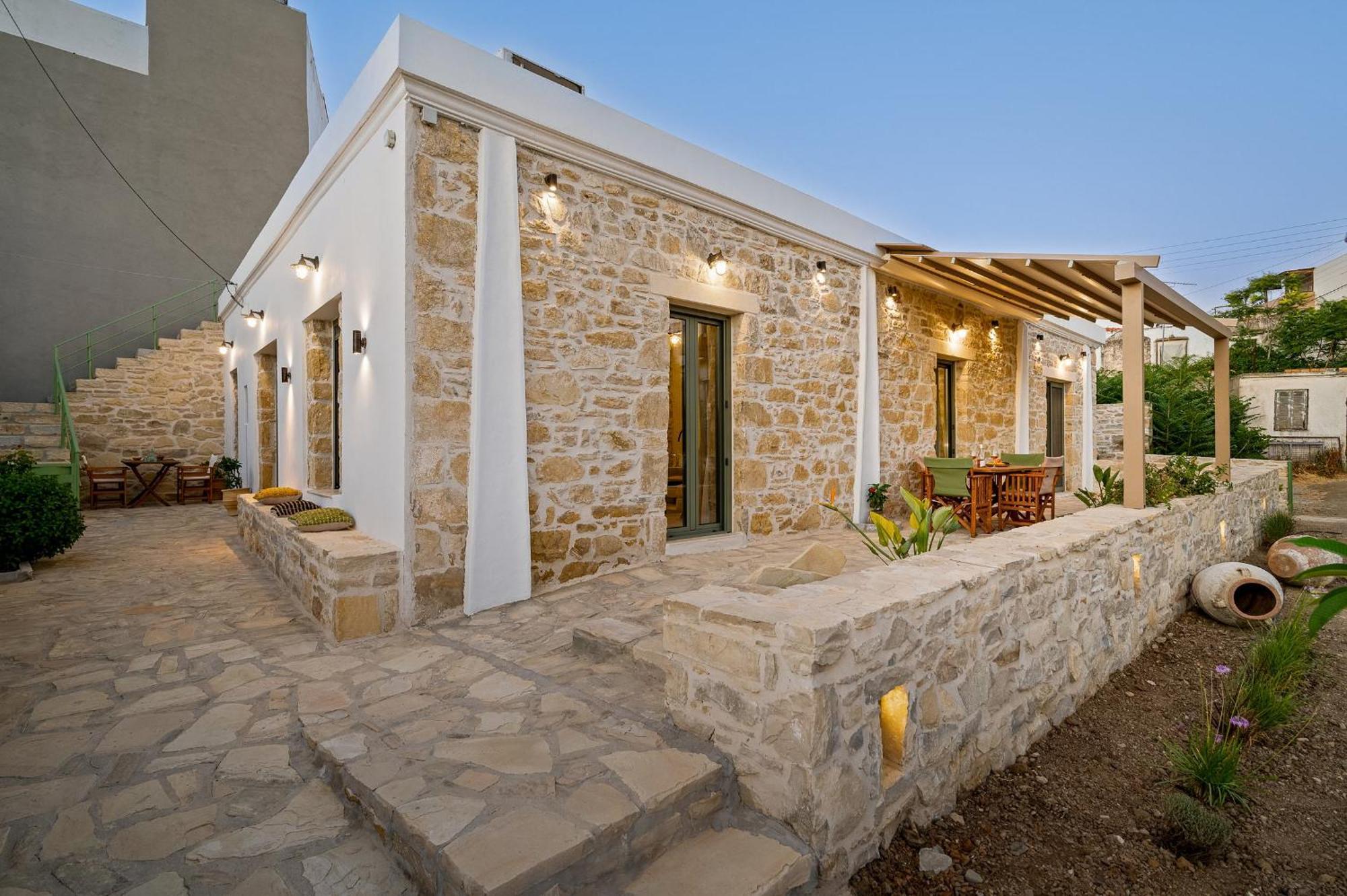 Papadia Luxury Apartments Pitsidia Esterno foto