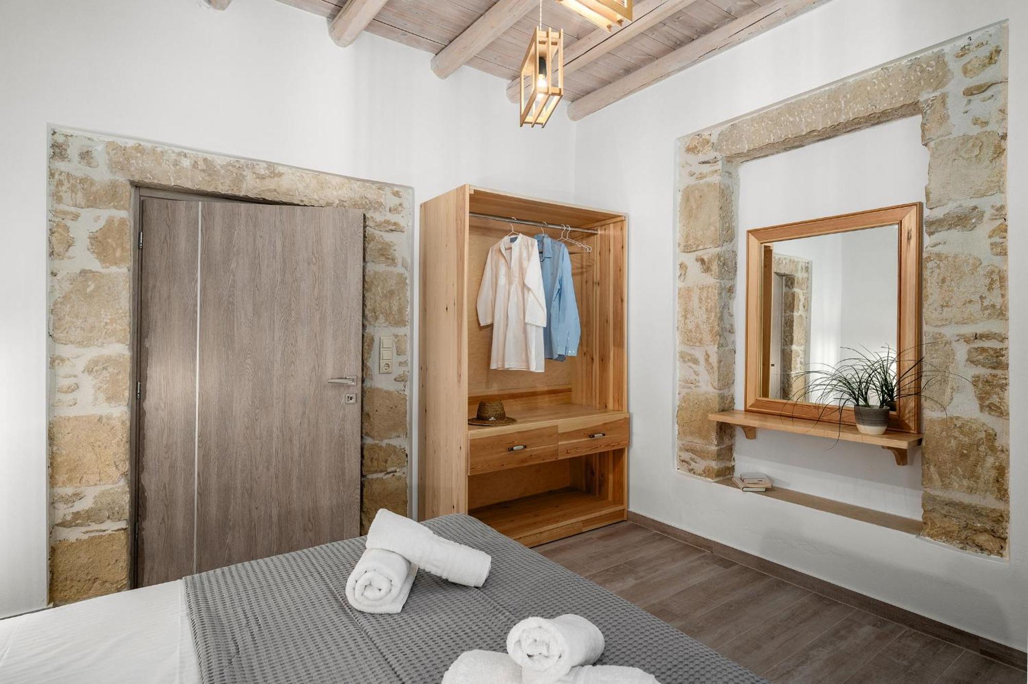 Papadia Luxury Apartments Pitsidia Esterno foto