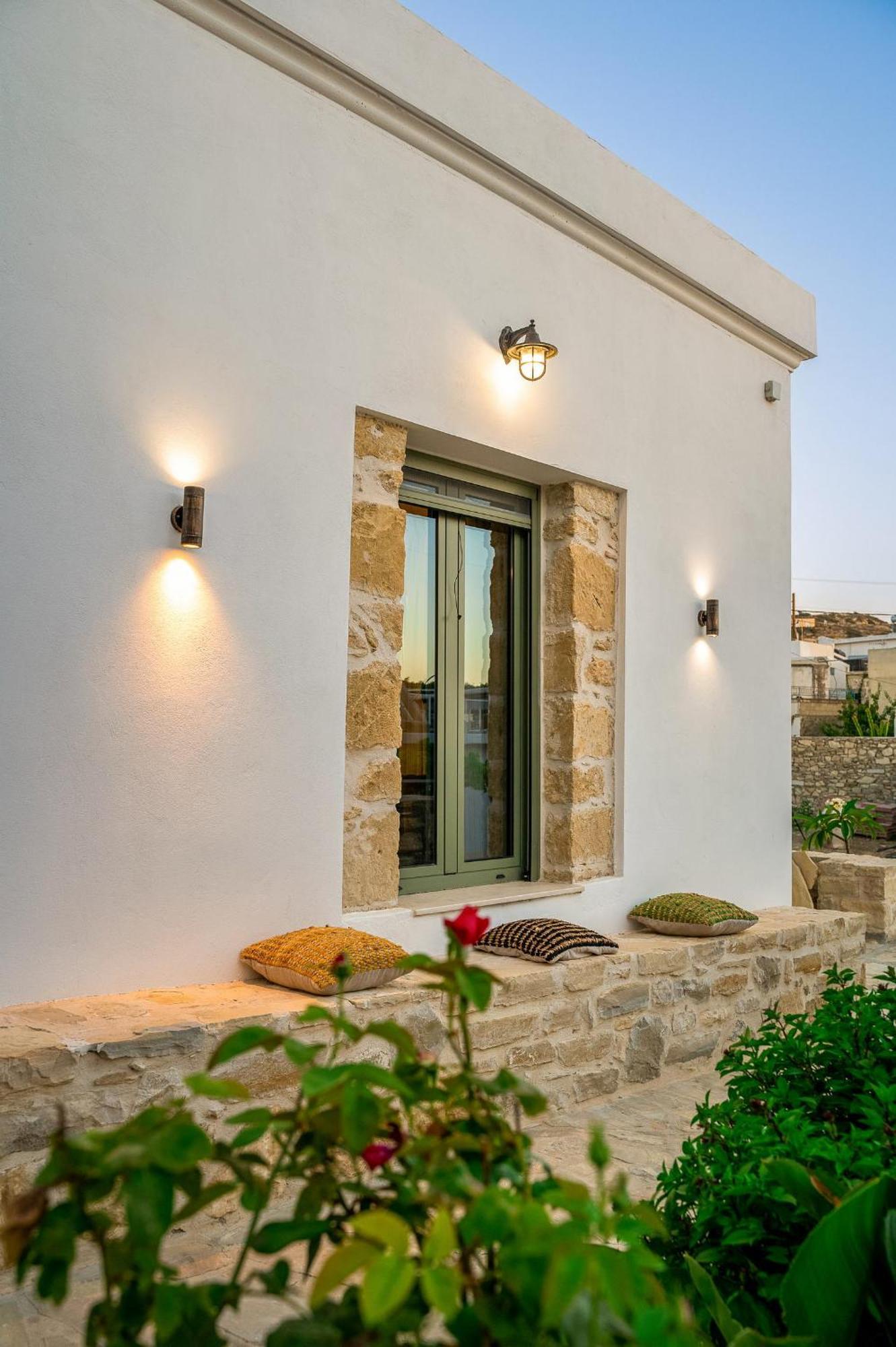 Papadia Luxury Apartments Pitsidia Esterno foto