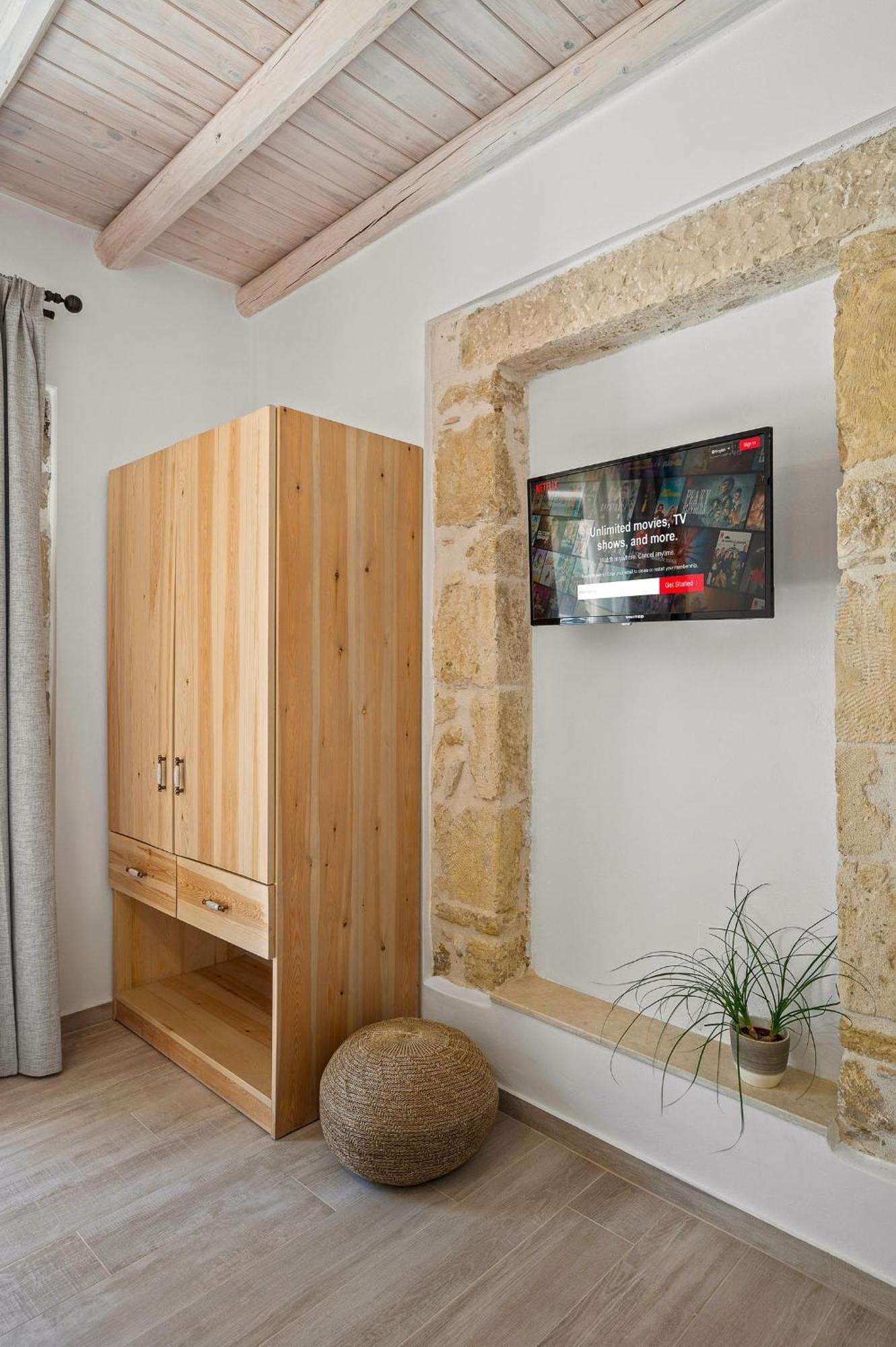 Papadia Luxury Apartments Pitsidia Esterno foto